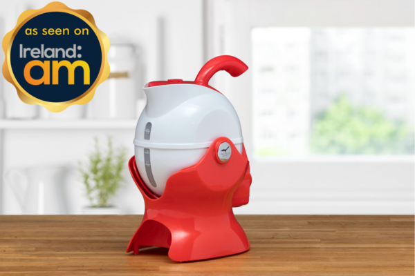 Red and White Uccello Kettle with as seen on Ireland AM badge