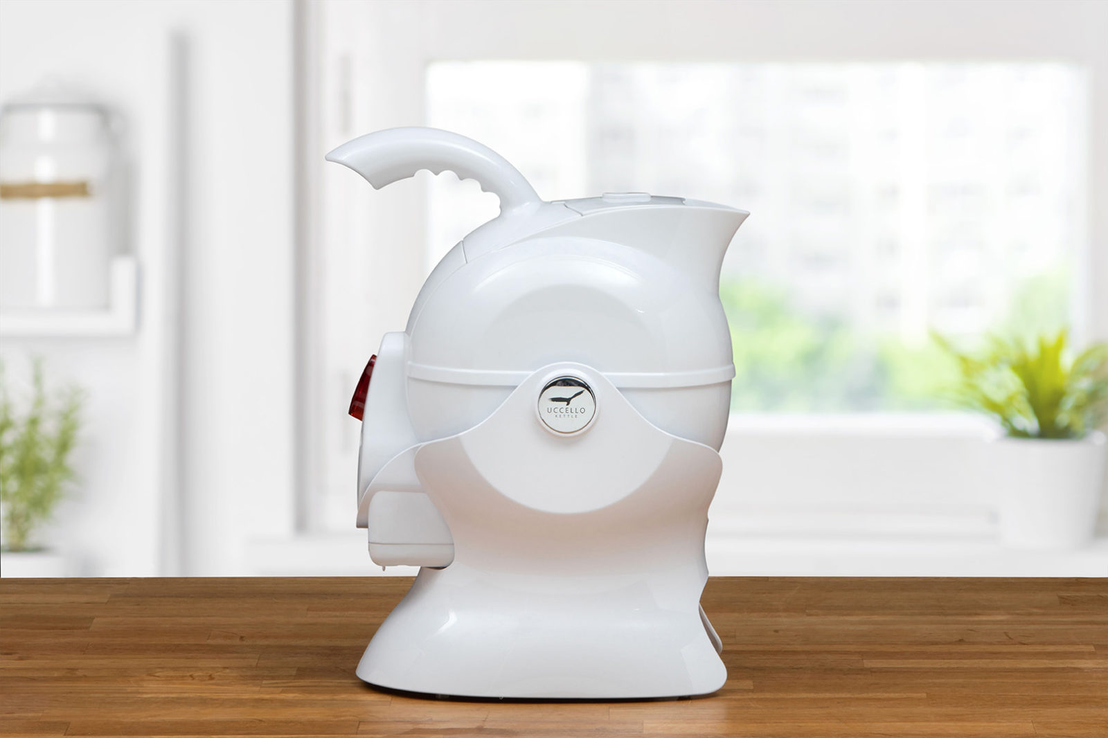 Uccello-Kettle-All-White-Side Size View of the All White Uccello Kettle